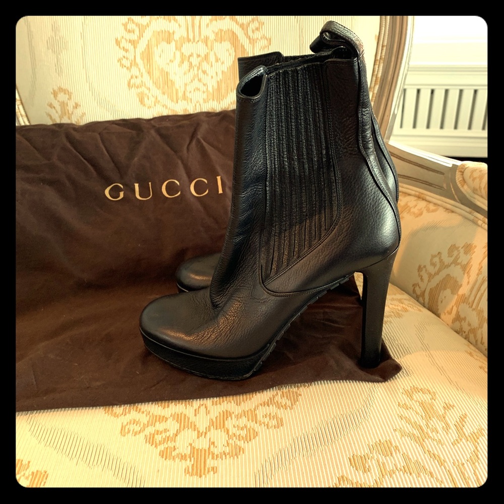 Gucci Stretch Leather Ankle Boots